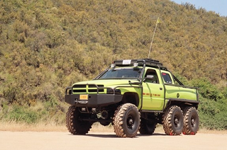 Illustration for article titled Jonny Lieberman Drives G Wagen 6x6